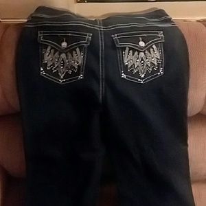 Wallflower Jeans - NWOT Wallflower jeans Wallflower Jeans - NWOT Wallflower jeans